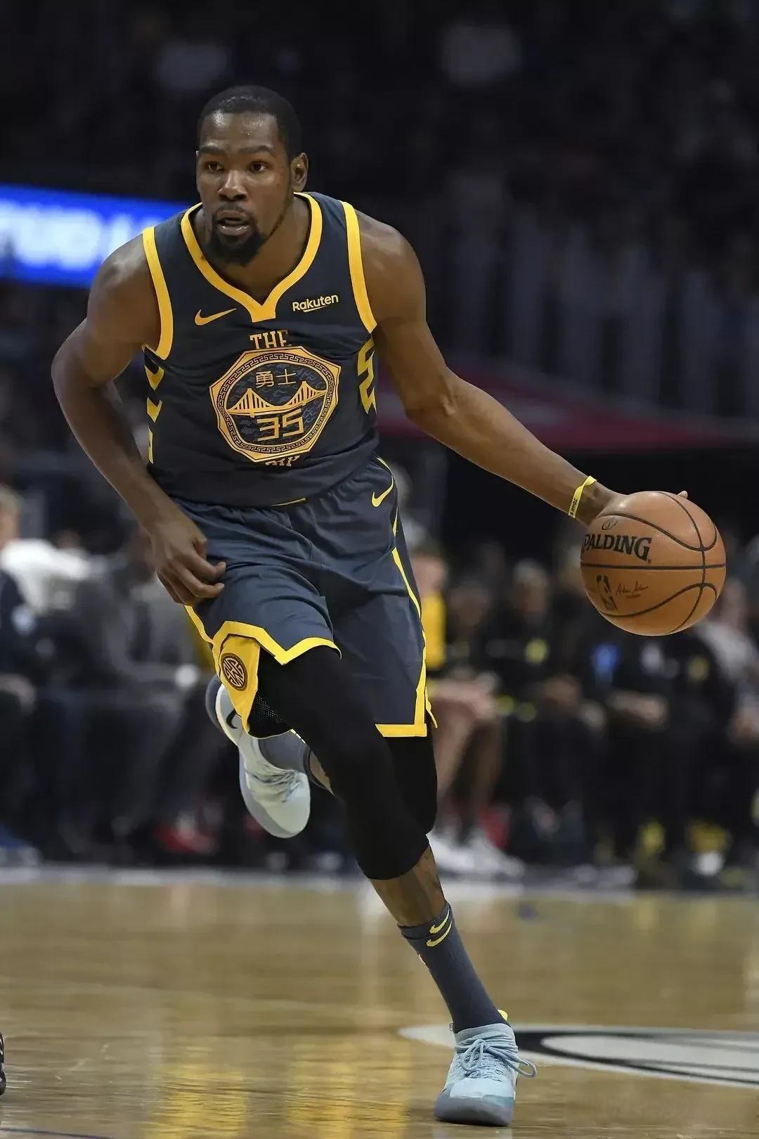 子高低杠比 子高低杠比